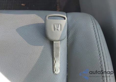 2010 Honda Accord 2.4 Ex-L из США, поврежденный, VIN 1HGCP2F88AA059523